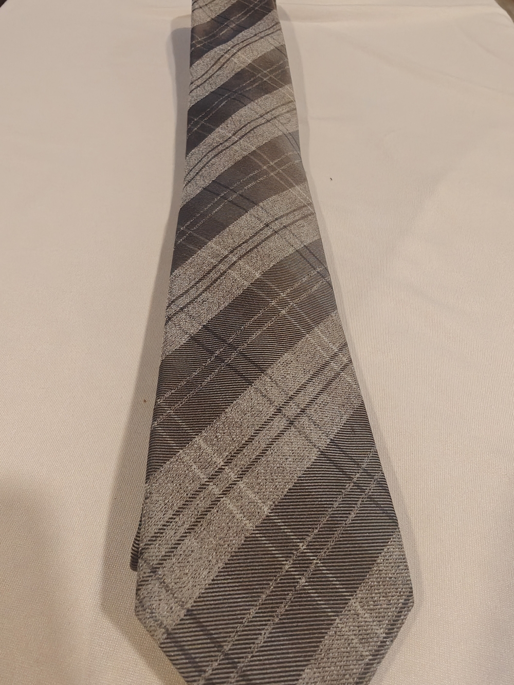 Calvin Klein Gray and Silver Striped Men's Tie